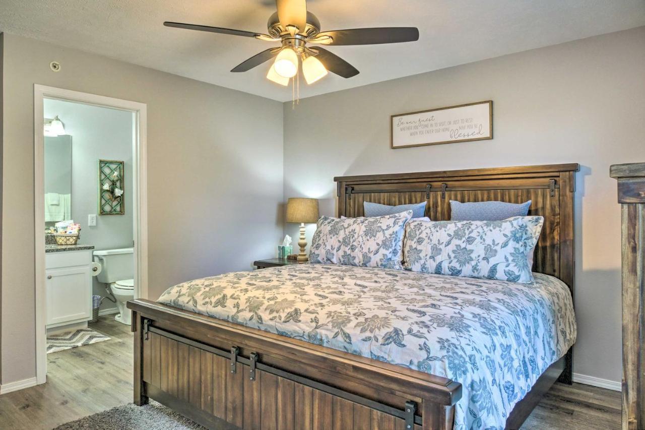Cozy Condo With Pool Access, 5 Mi To Table Rock Lake Μπράνσον Εξωτερικό φωτογραφία