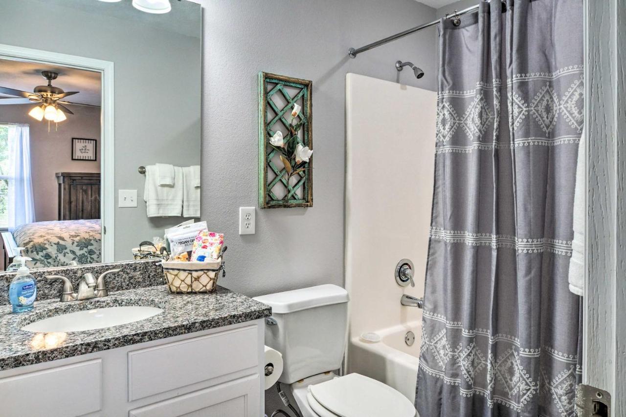 Cozy Condo With Pool Access, 5 Mi To Table Rock Lake Μπράνσον Εξωτερικό φωτογραφία