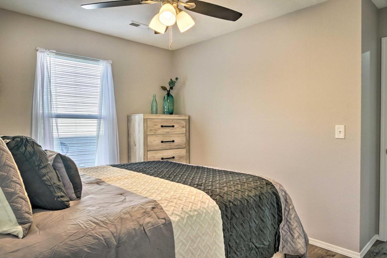 Cozy Condo With Pool Access, 5 Mi To Table Rock Lake Μπράνσον Εξωτερικό φωτογραφία
